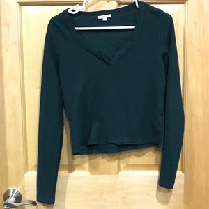 Subdued green long sleeve crop v neck top size M